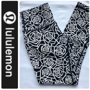 LULULEMON Leggings/ High Times HR Geometric Floral/4